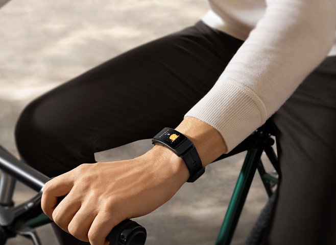 华为手环B6 不止是智能手环，更是你的全天候健康与效率伙伴